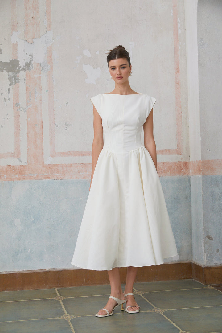 Amandine | Open-Back Pleated Midi Dress