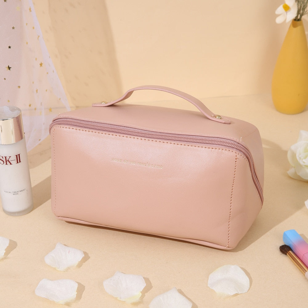 Bea | Large Travel Cosmetic Case