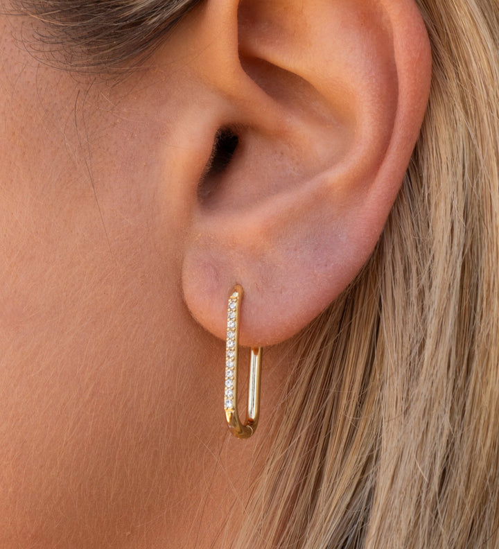 Ellie Hoops