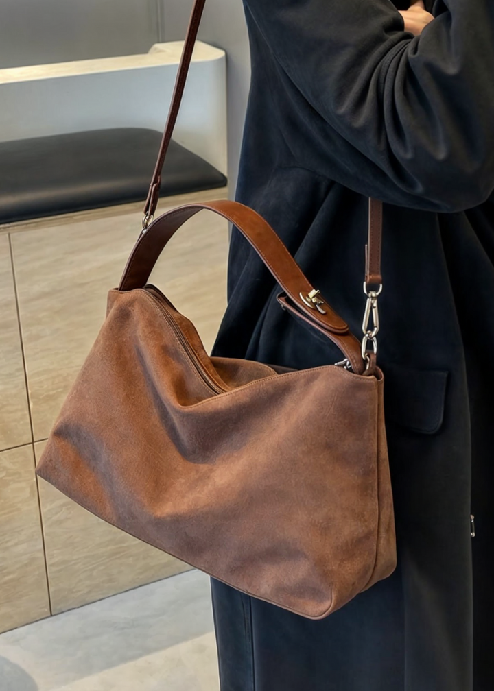 Wilma | Vintage Suede Shoulder Bag