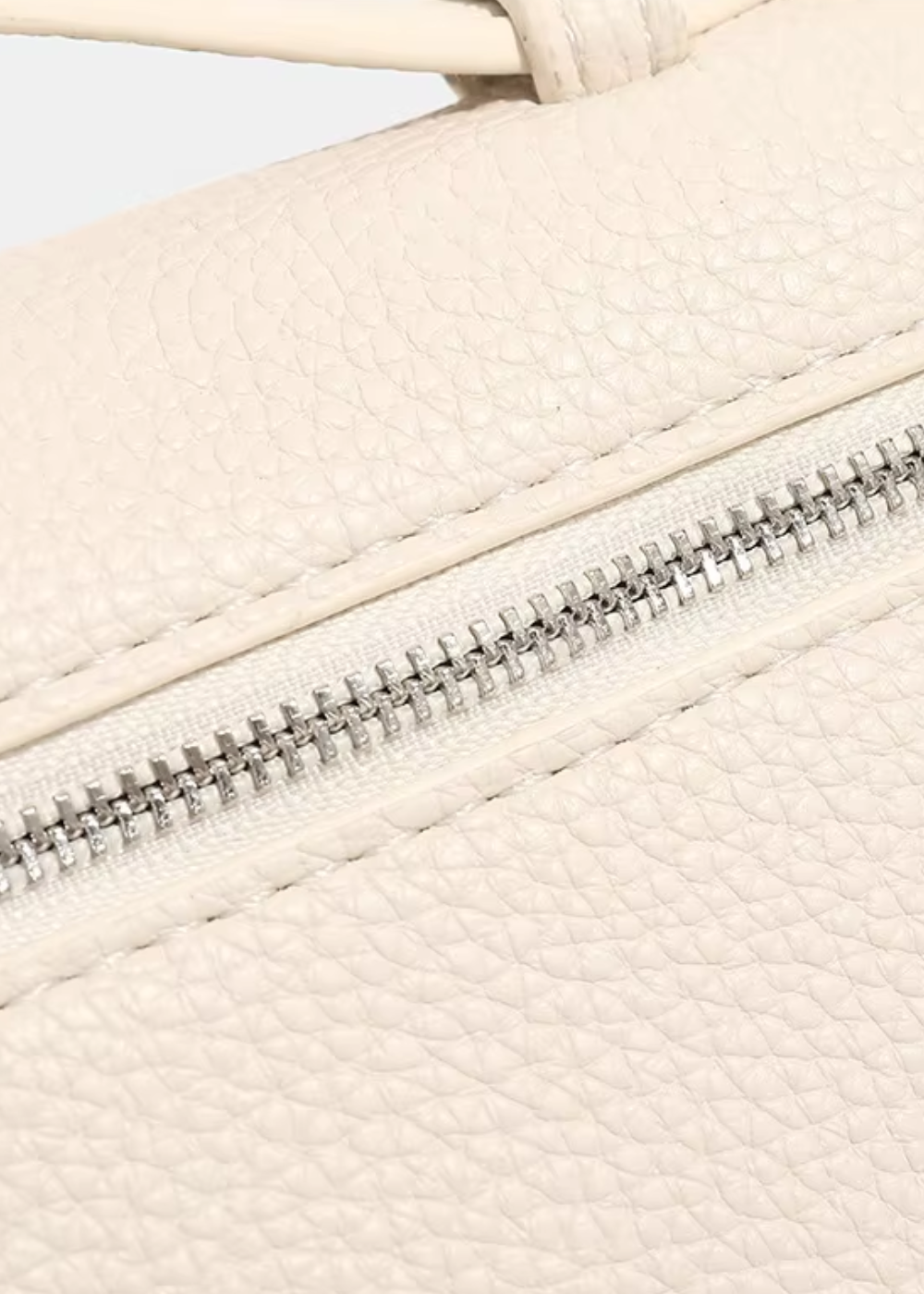 Issy | Structured Evening Clutch