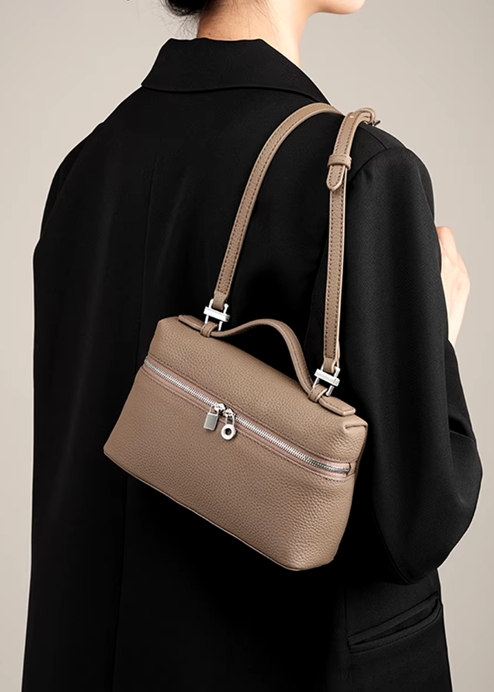 Issy | Structured Evening Clutch