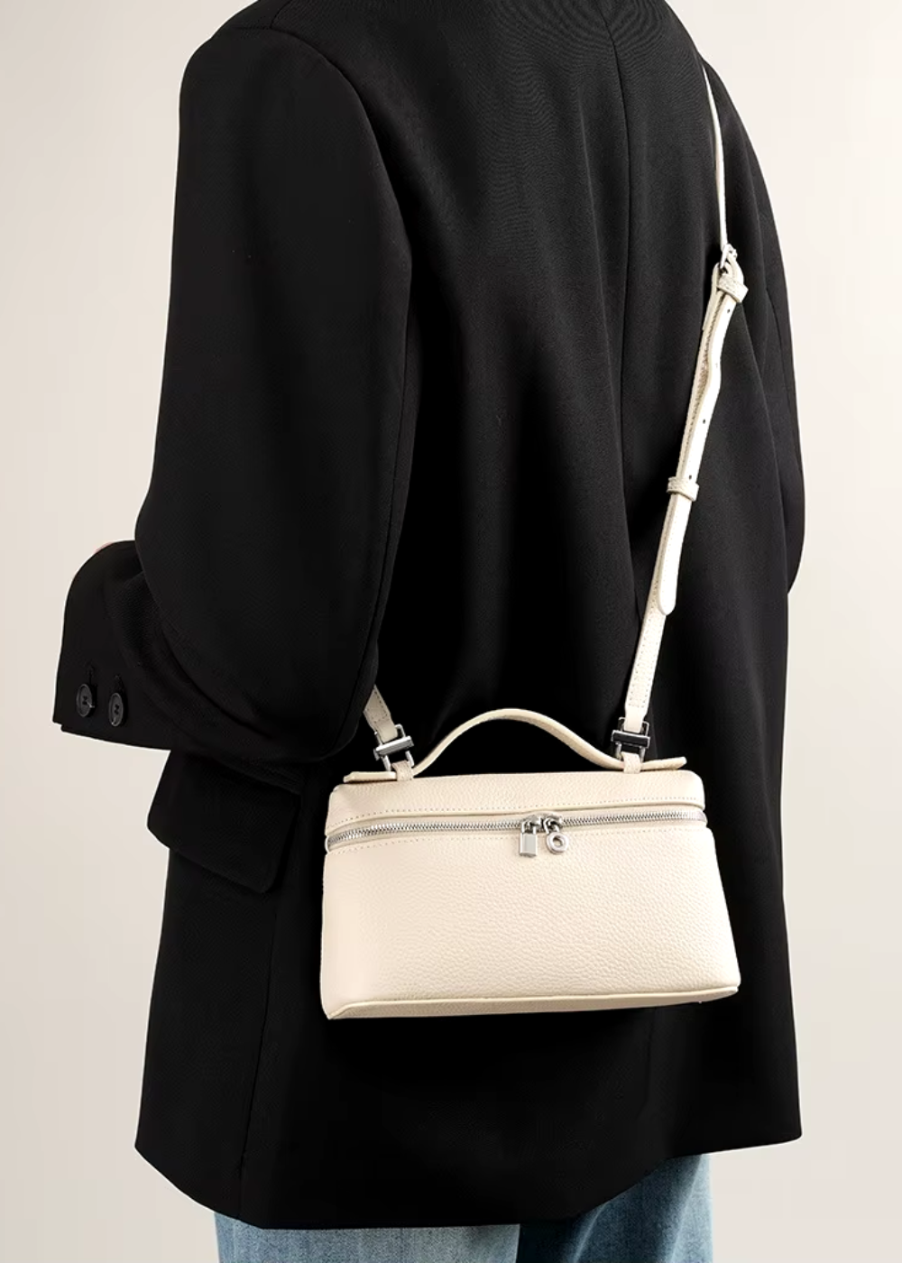 Issy | Structured Evening Clutch