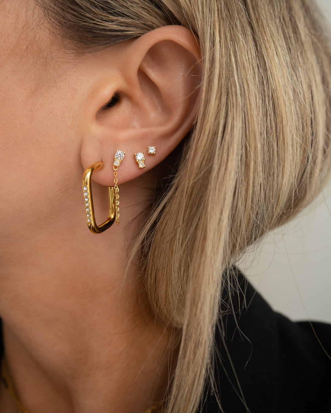 Alena Earring Set | White