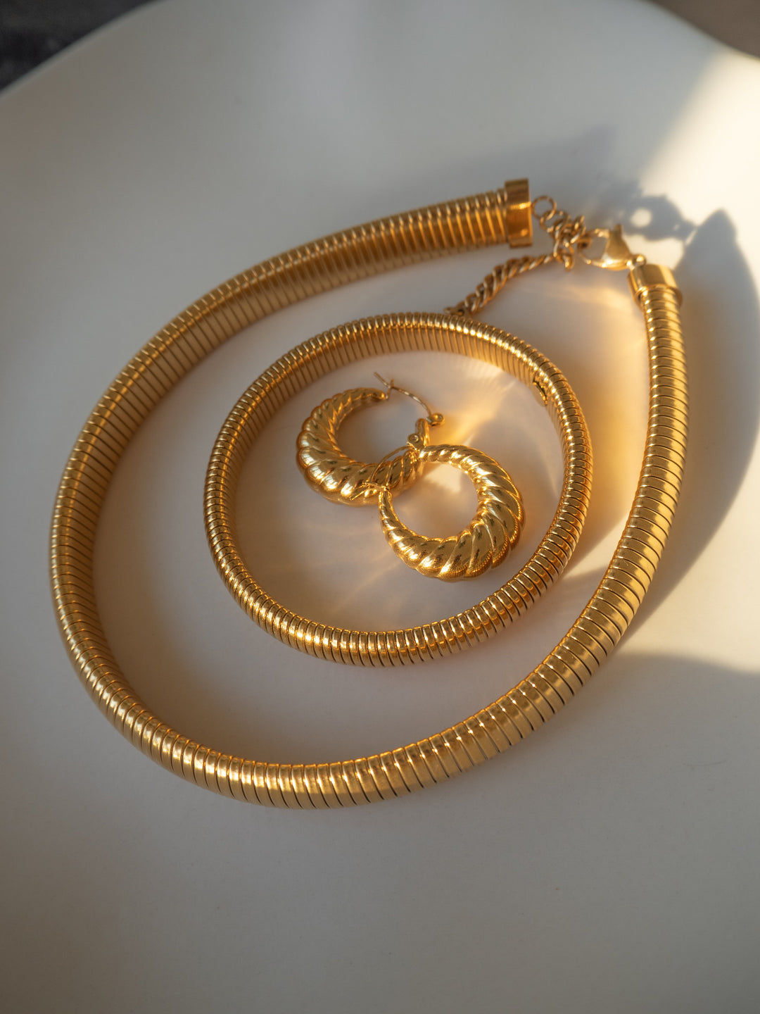 Cobra Choker
