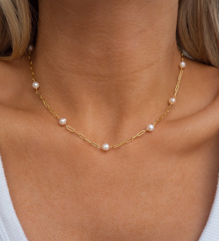 Lina Necklace