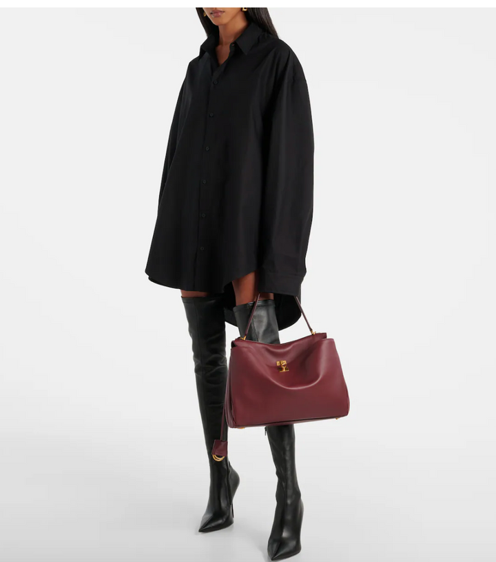 Luxurious vegan leather tote bag