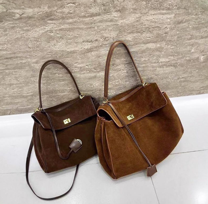 Luxurious vegan leather tote bag