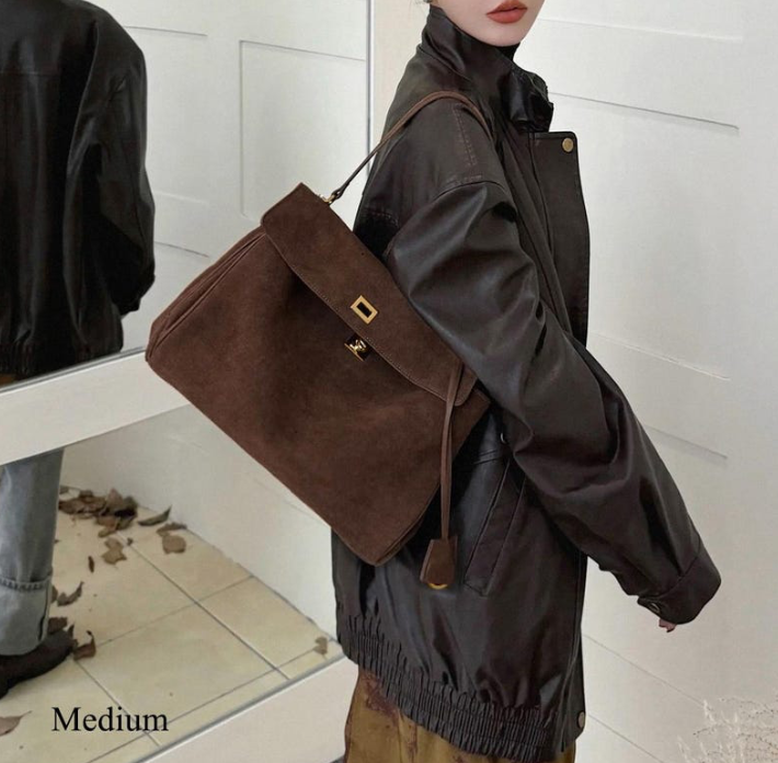 Luxurious vegan leather tote bag