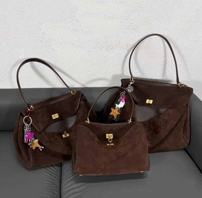 Luxurious vegan leather tote bag
