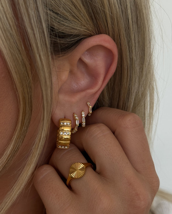 Evie Hoops