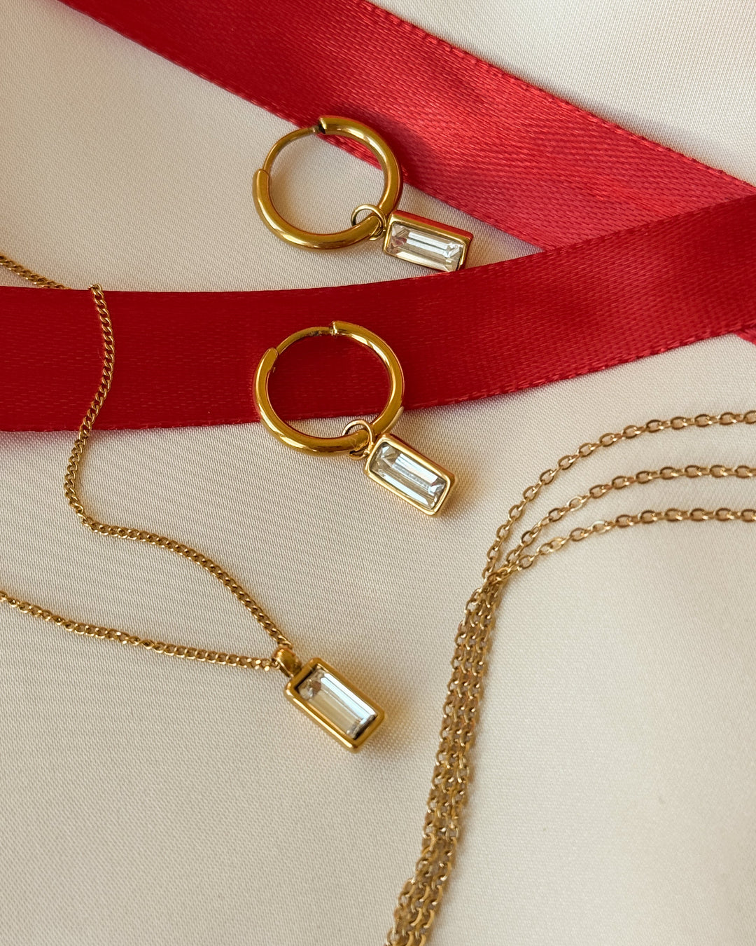 Serena Necklace | Crystal