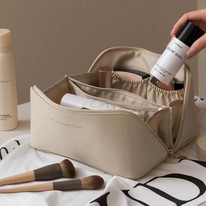 Bea | Large Travel Cosmetic Case