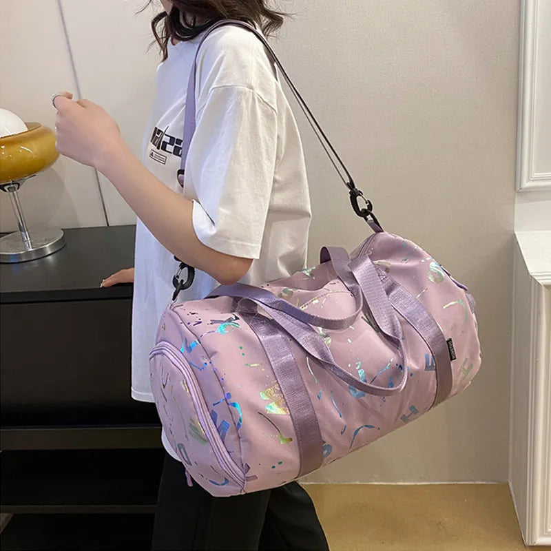 Sports bag for women – Stylish fitness & yoga bag with wet compartment & shoe compartment