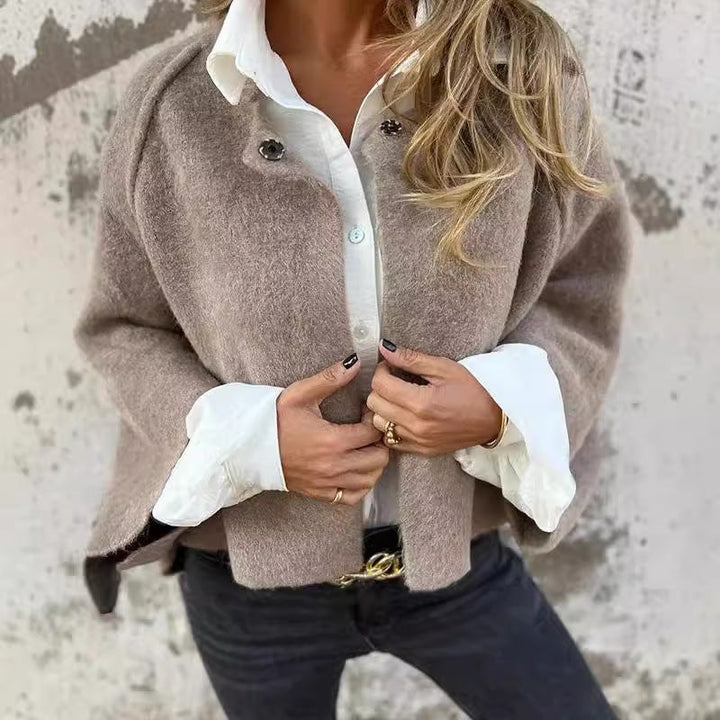 Women's cropped jacket for casual sophistication